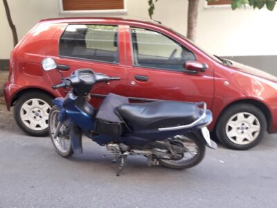 HONDA SUPRA Μπλε Μηχανή- Ζωγράφου