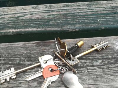 Βρέθηκαν κλειδιά στην ΧΑΝΘ Κλειδιά-Έγγραφα-Κάρτες- Κάτω Τούμπα