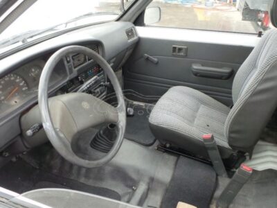 Έχει κλαπεί ένα Volkswagen TARO Hilux ’96 από το Αγγελοχώρι Ημαθίας.. ΠΙΝΑΚΙΔΑ ΗΜΧ 8101 ΔΙΝΕΤΑΙ ΑΜΟΙΒΗ Αγροτικό- Αγγελοχώρι 590 34